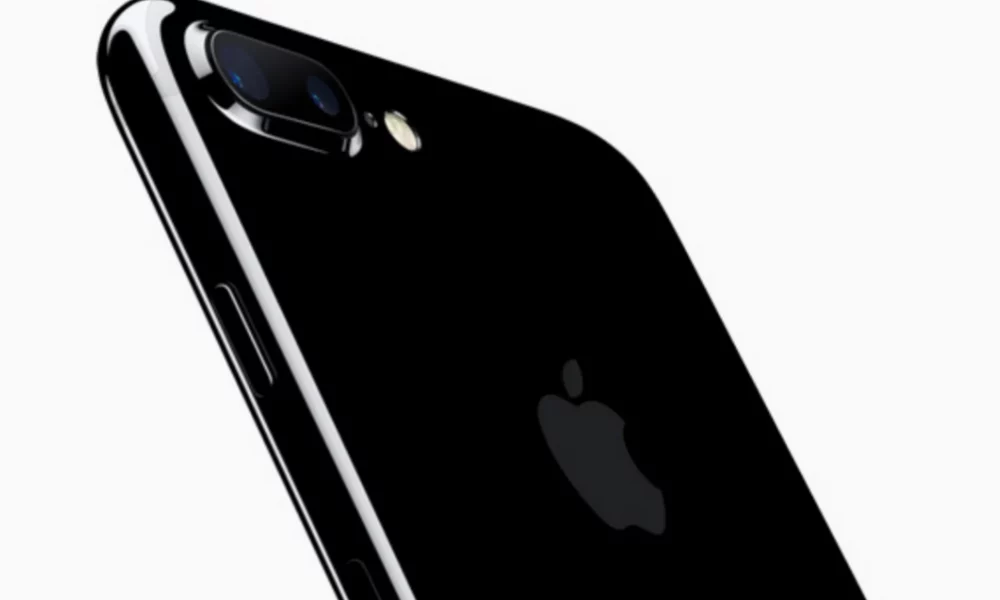 iPhone 7 plus review in 2023